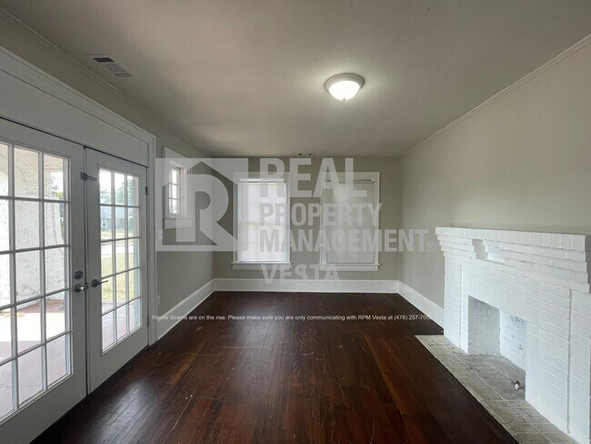 Photo - 2409 Beech Ave