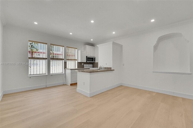 Photo - 1027 Pennsylvania Ave Unit 103