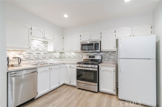 Building Photo - 6539 Coldwater Canyon Ave