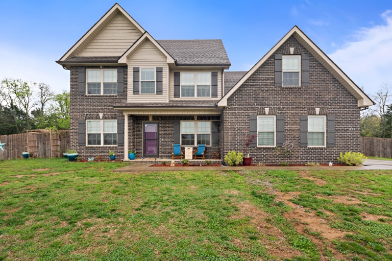 Photo - 305 Oleander Ln