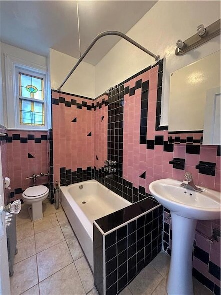 Photo - 661 E 94th St Unit 2F