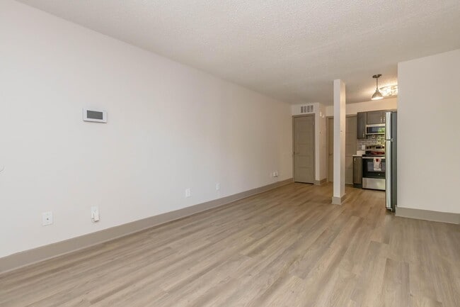 Photo - Sunrise Apartments