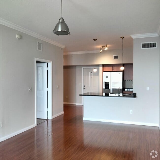 Building Photo - 600 S Dixie Hwy Unit 854 Rental