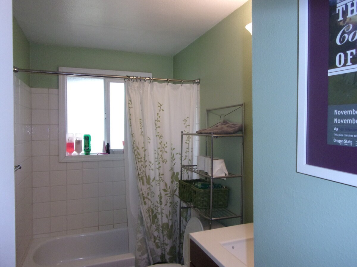 Photo - Single level pet friendly home