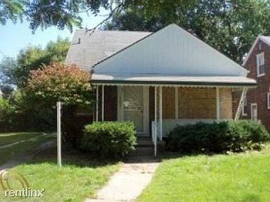 Photo - 17654 Greenview Ave