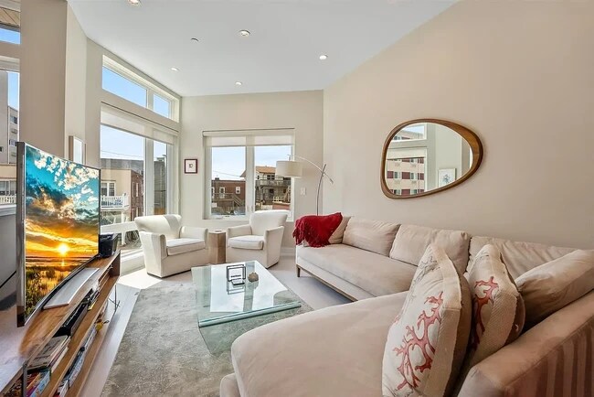 Photo - 117 S Little Rock Ave