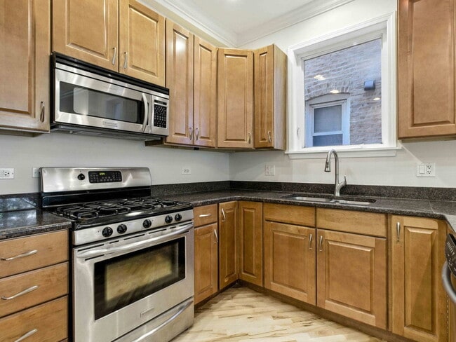 Photo - 2629 W Haddon Ave Unit 2