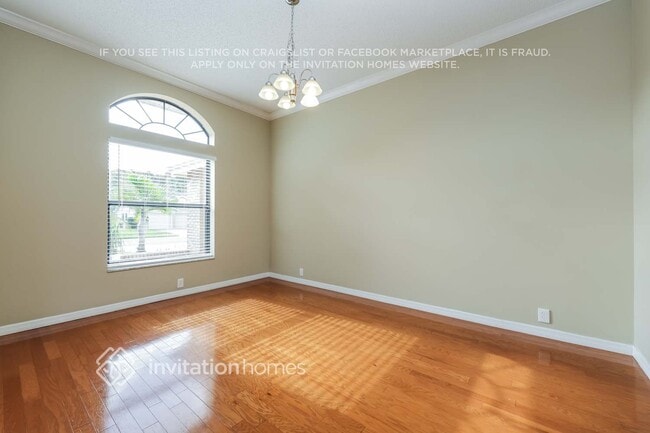 Photo - 4443 Bardsdale Dr