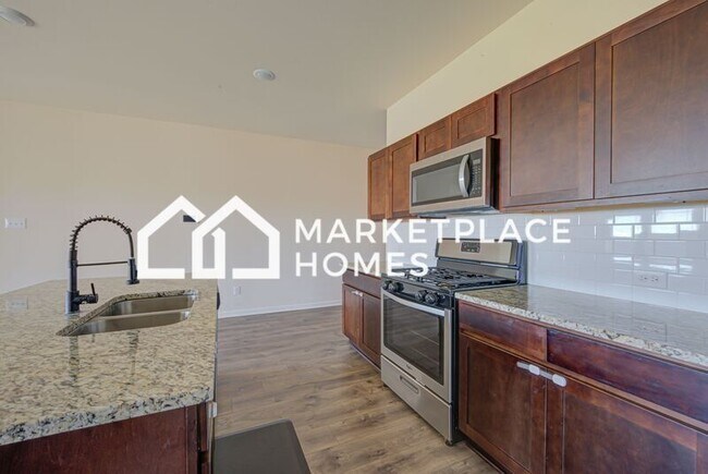 Photo - 109 Border Ct