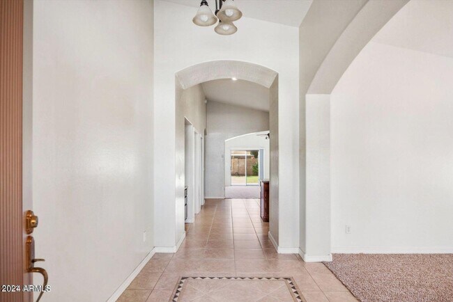 Photo - 775 E Blue Ridge Way