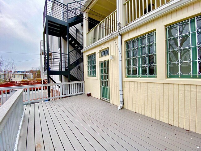 Photo - Renovated 3 Level TH - Ready to Rent