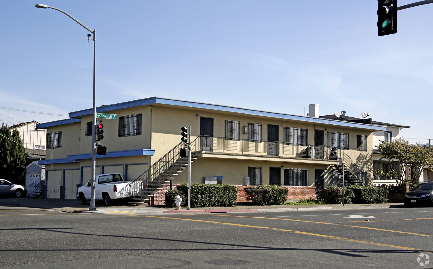 Photo - 5300 Bancroft Ave Apartments