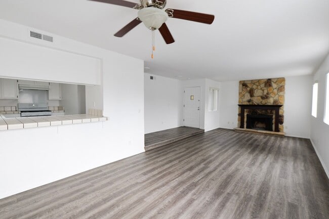 Photo - 2701 S El Camino Real Unidad Apt 1