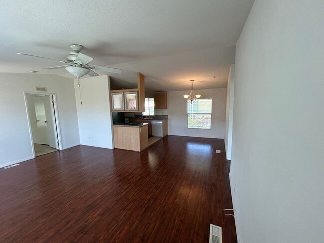 Photo - 24 Gitana Ave