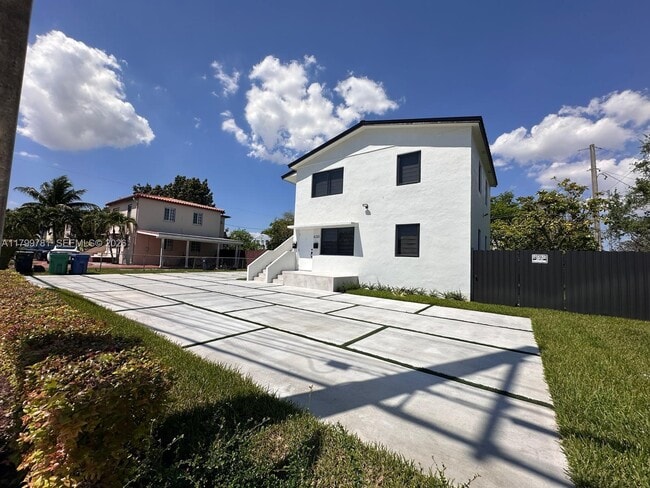 Photo - 6203 SW 22nd St Unit 2