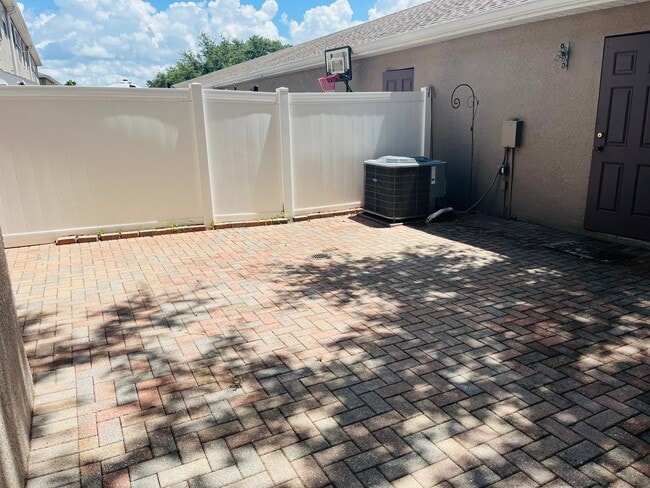 11828 Great Commission Way
