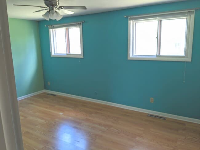 Bedroom #2 - 2904 Dina St