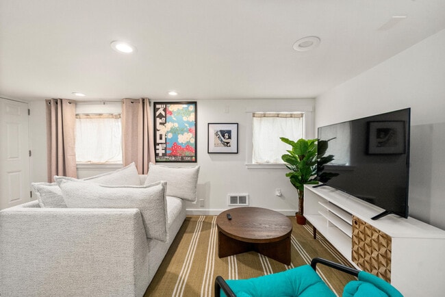 Building Photo - 957 NW 64th St Unit ID1473256P