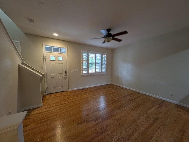Photo - Great Lowry Townhome! Move in Special of $... Unit 14