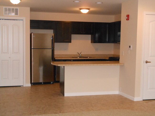 Kitchen - Cobblestone Place