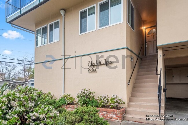 Photo - 836 El Camino Real