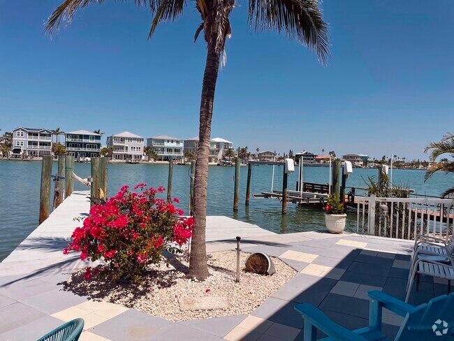 Building Photo - 13535 Boca Ciega Ave Unit 4 Rental