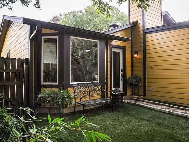 Photo - 5809 Avery Island Ave