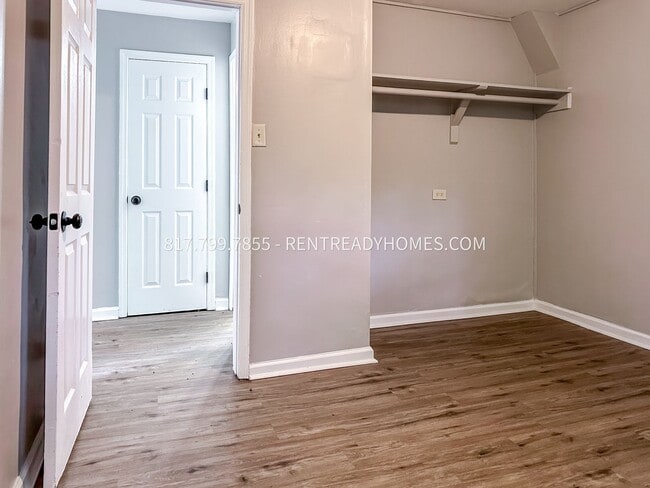 Photo - 1420 Rayfield Dr