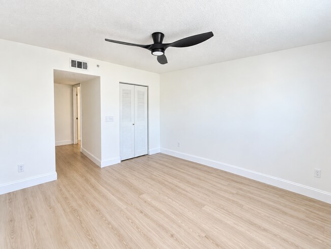 236 Village Blvd Unit 236 Village Blvd #1207