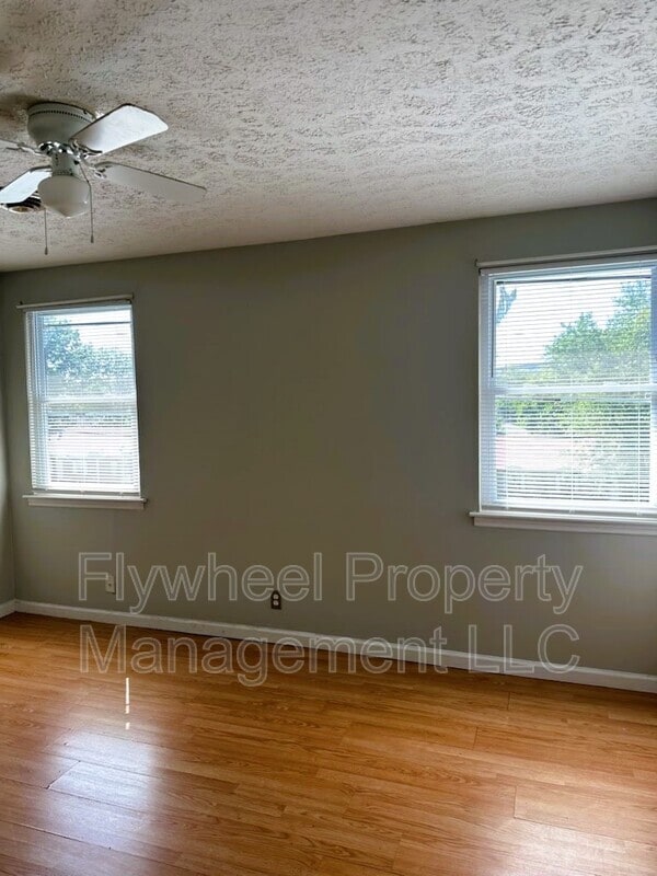 Photo - 780 Garrison Dr