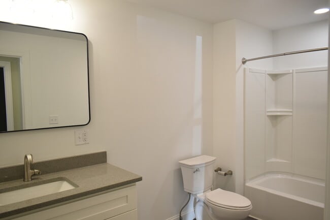 Photo - 1550 CT-12 Unit 6