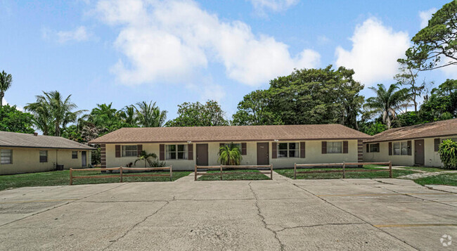 Building Photo - 732 Neil Rd Rental