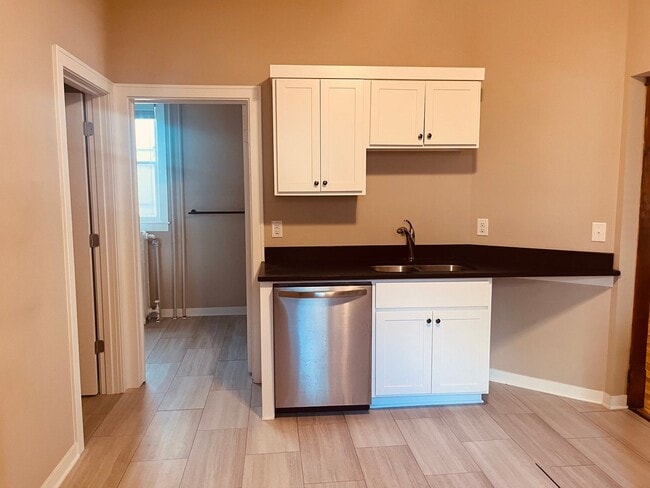 Photo - 275 W Sturgis St Unit 275 W Sturgis St