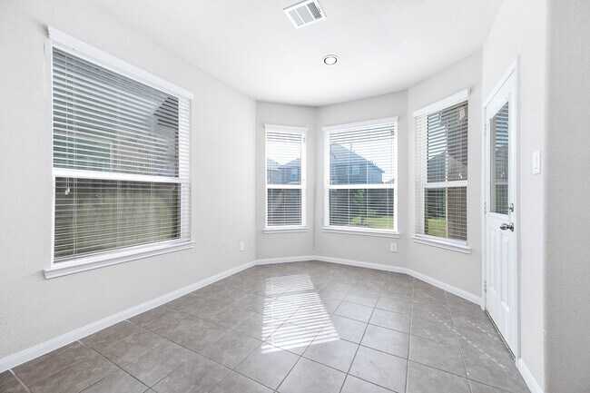 Photo - 21210 Flowering Dogwood Cir