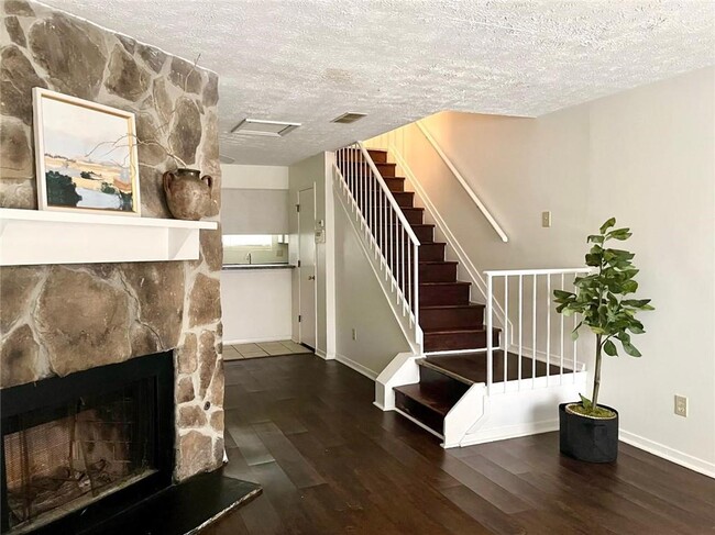 Photo - 464 Prince of Wales