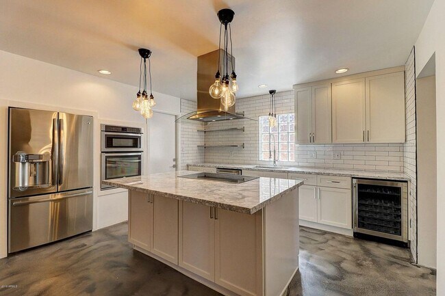 Photo - Fabulous, Remodeled Top to Bottom house!!!!