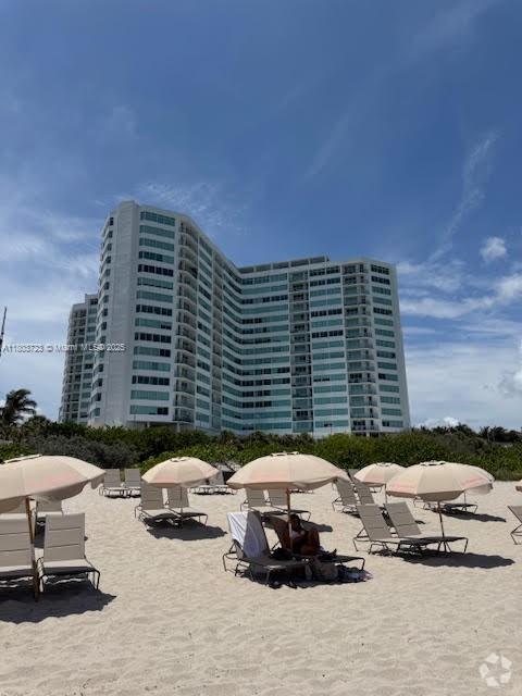 Building Photo - 7135 Collins Ave Unit 1703 Rental