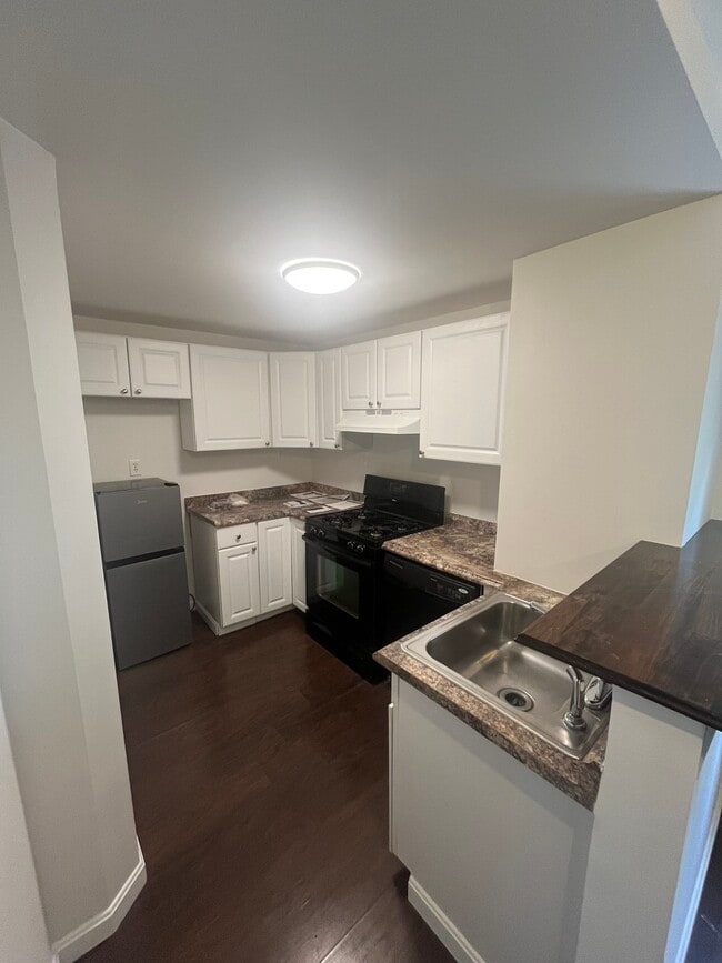 381 Reservoir Ave Unidad 1