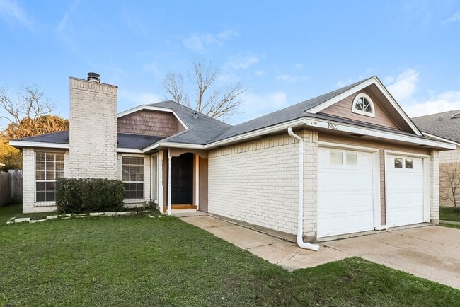 Photo - 19523 Lake Hollow Ln