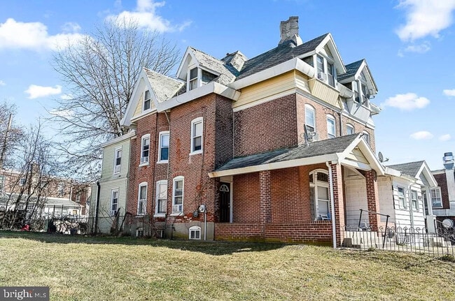 Photo - 1715 Providence Ave