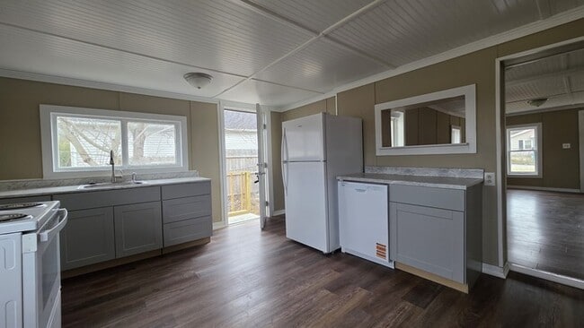 Photo - Totally Renovated House Now For Lease