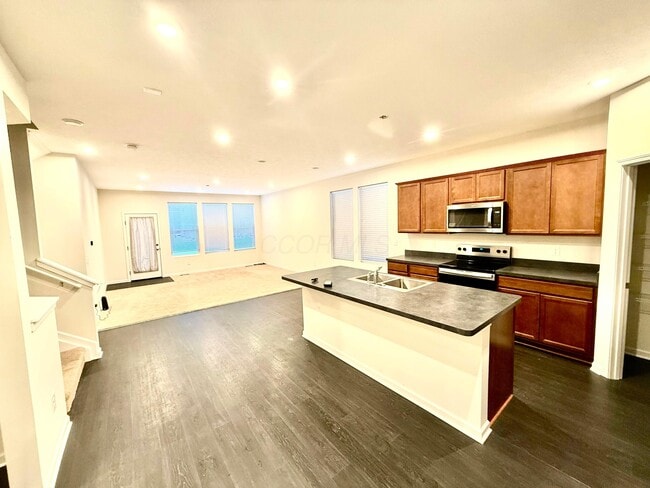 Photo - 1916 Pomodoro Dr