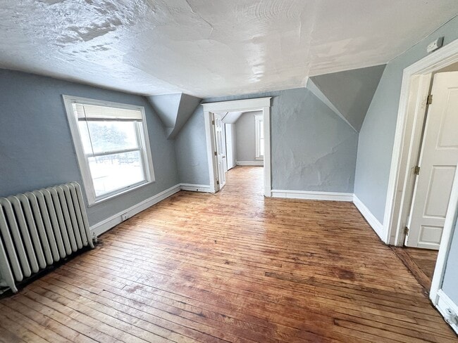 Building Photo - 443 Quimby St NE Unit Apt 2