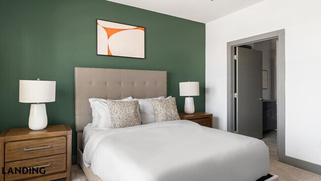 551 Crossroads Pkwy Unit 8304