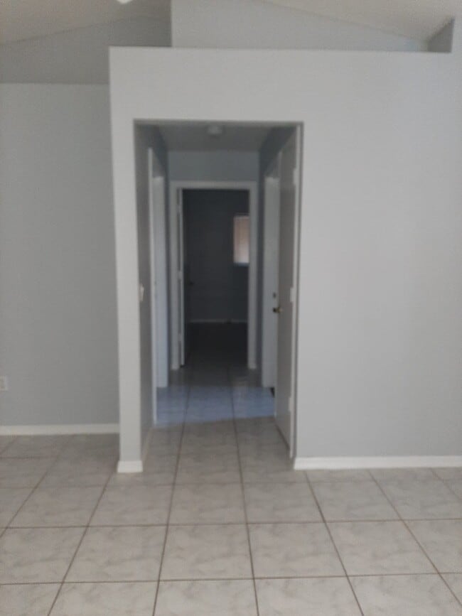 Photo - 1474 Dewitt St