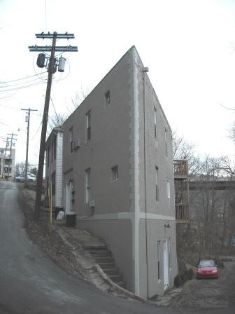 Front - 2 Elk St Unit B