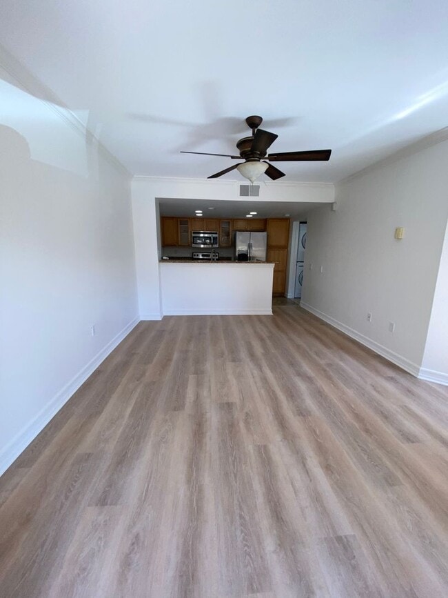 1BD/1BA Condo - Downstairs Unit - Parking ... - 1BD/1BA Condo - Downstairs Unit - Parking ...
