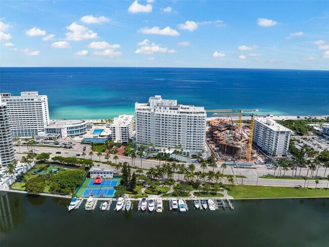 Photo - 5401 Collins Ave Unit 1231