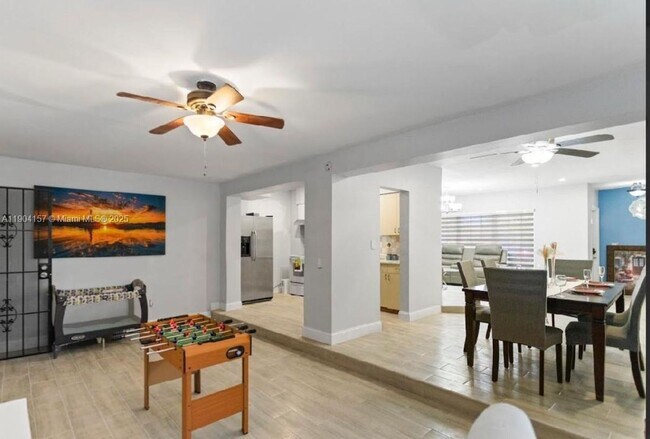 Photo - 18830 NW 7th Ave