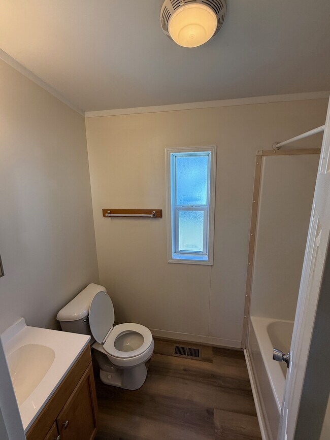 Photo - 13 Vanilla Ln